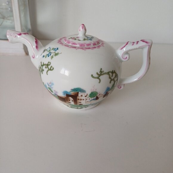 Gorgeous 1985 Franklin Mint HOCHST Fine Porcelain Mini 3.5" Teapot - Picture 2 of 12